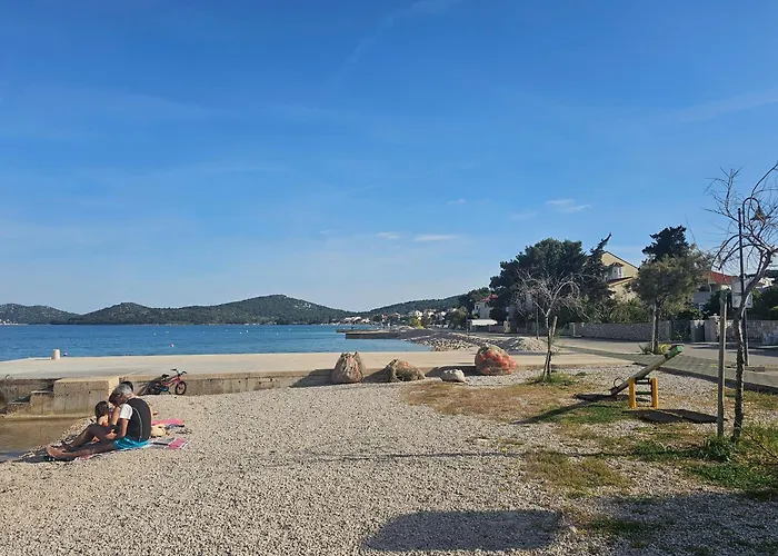 With Parking Space Near The Apartamento Betina (Sibenik-Knin)